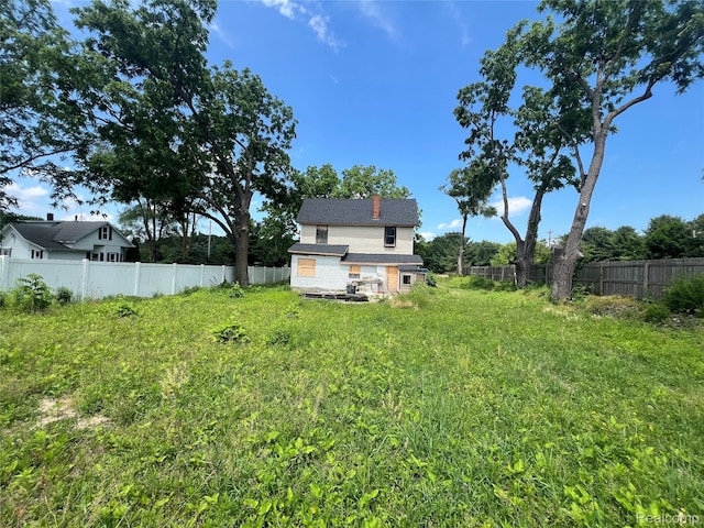 6737 Oak Grove Rd, Howell, MI 48855 - view of yard