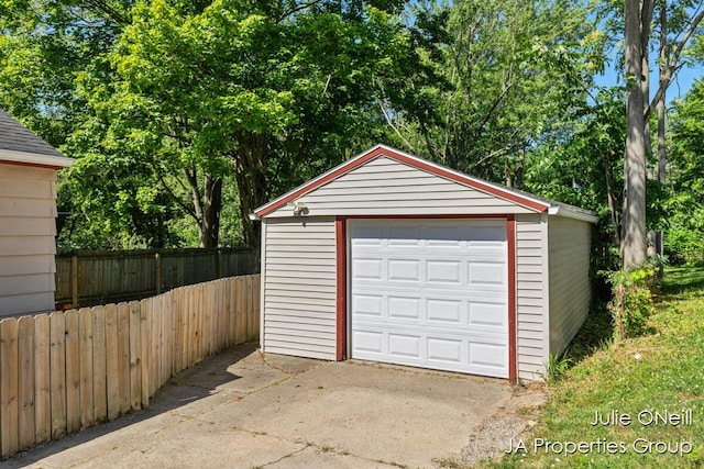 1035 Eastern Ave NE, Grand Rapids, MI 49503 - detached garage featuring driveway