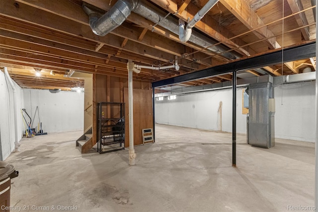 31450 Orchard Brook Ct Unit 8, Farmington Hills, MI 48336 - unfinished below grade area with stairs