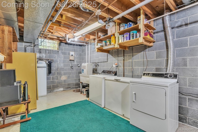 1840 Glen Iris Dr, Commerce Twp, MI 48382 - laundry room with washer and dryer