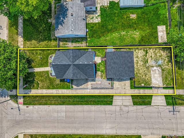 8329 Lenore St, Dearborn Heights, MI 48127 - view of property location with property parcel outlined