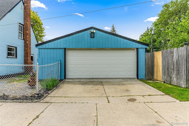 8329 Lenore St, Dearborn Heights, MI 48127 - view of detached garage