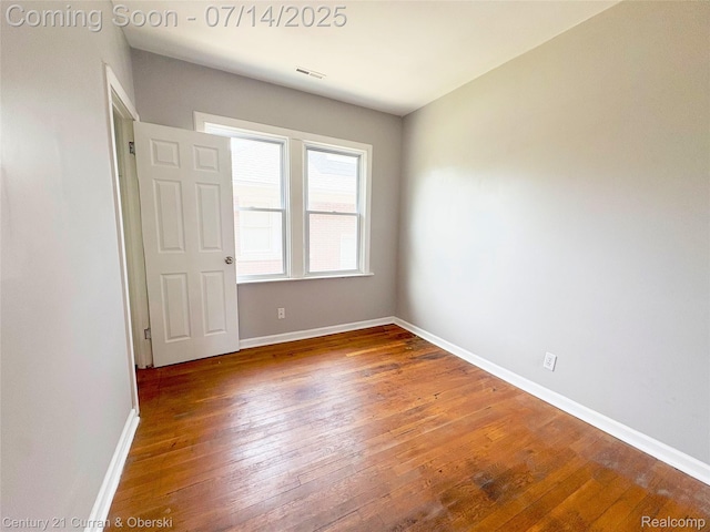 2135 Lakewood, Detroit, MI 48215 - empty room featuring wood-type flooring and baseboards