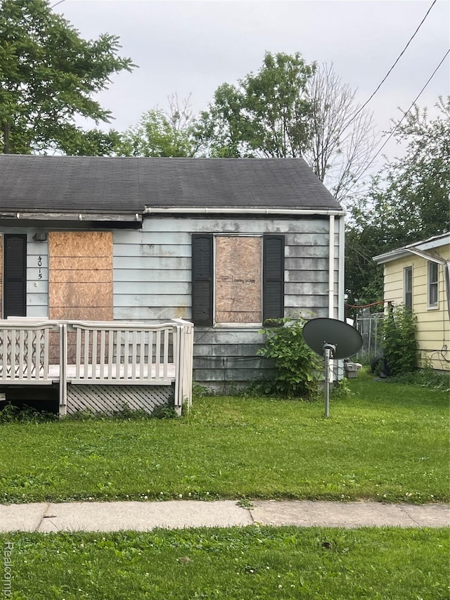 4015 Orr St, Flint, MI 48532 - bungalow with a front lawn