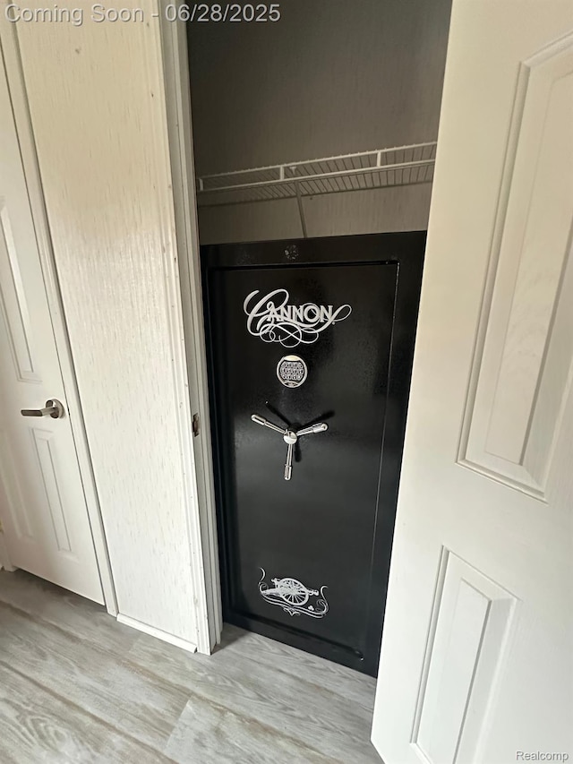 2652 Murphy Lake Rd, Silverwood, MI 48760 - doorway to property