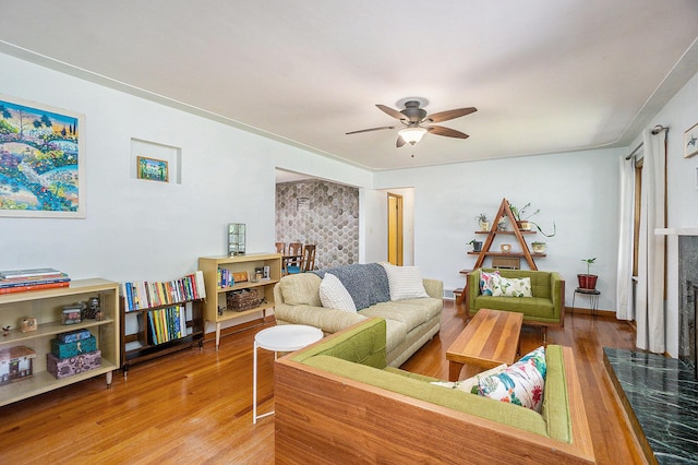 835 Farrell Ave, Kalamazoo, MI 49006 - living area with wood finished floors and a ceiling fan