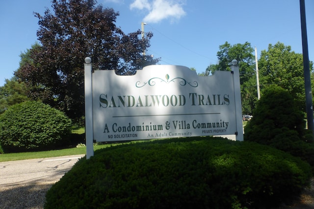 1314 Honeysuckle Ln, Niles, MI 49120 - view of community / neighborhood sign