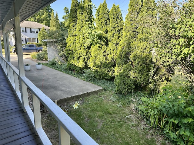 1805 Lakeshore Dr, Saint Joseph, MI 49085 - view of yard