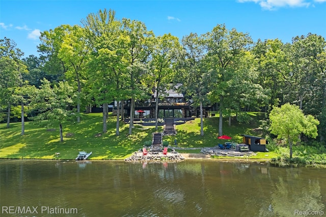 2095 Brighton Shores Trl, Howell, MI 48843 - photo 2