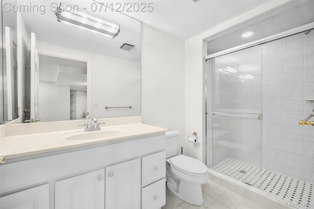 4532 Franklin Mill Rd, Southfield, MI 48301 - full bathroom with a shower stall, vanity, and tile patterned flooring