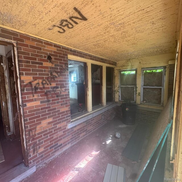 10032 Bordeau St, Hamtramck, MI 48204 - photo 3
