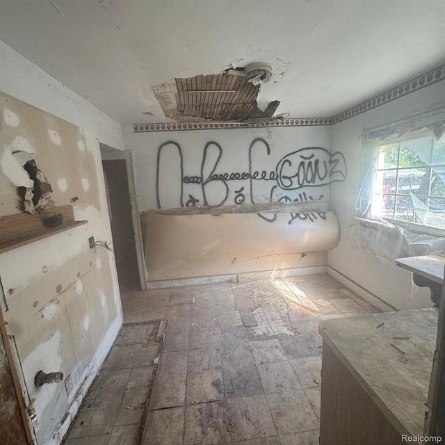 10032 Bordeau St, Hamtramck, MI 48204 - photo 11
