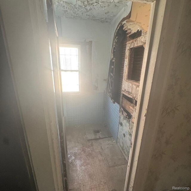 10032 Bordeau St, Hamtramck, MI 48204 - photo 14