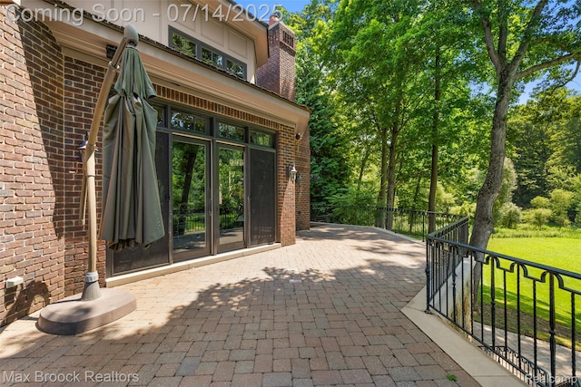 7420 Inner Circle Dr, Bloomfield Hills, MI 48301 - view of patio with french doors