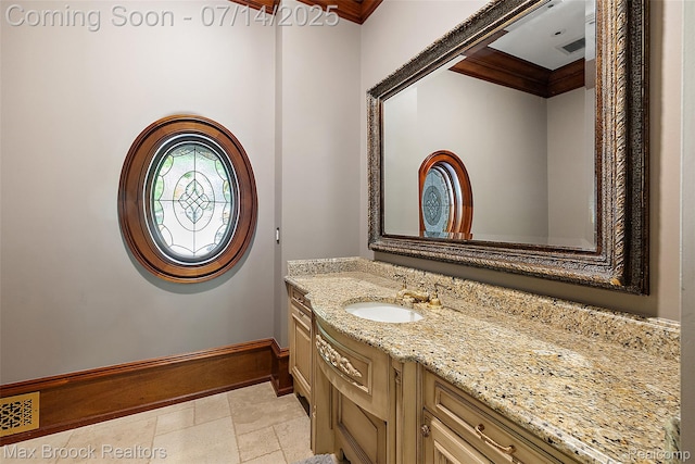 7420 Inner Circle Dr, Bloomfield Hills, MI 48301 - bathroom with vanity and baseboards