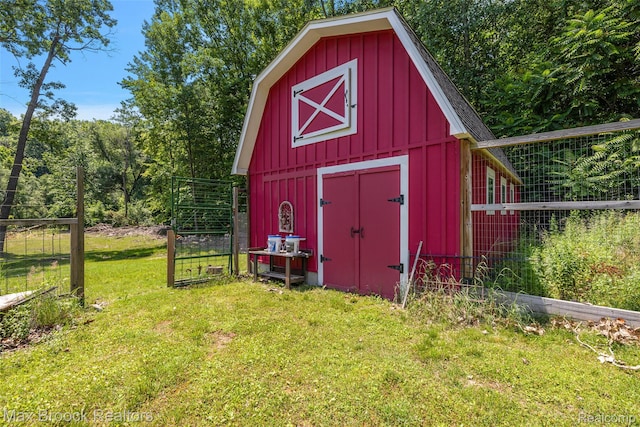 7420 Inner Circle Dr, Bloomfield Hills, MI 48301 - view of barn