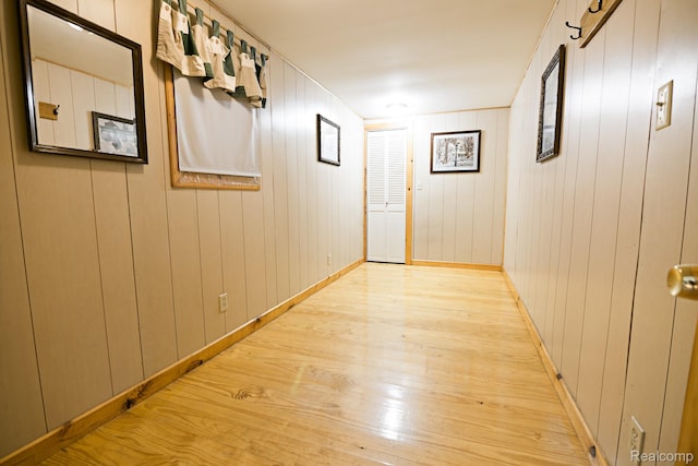 4176 Kings Corner Rd, Glennie, MI 48737 - hall featuring light wood finished floors