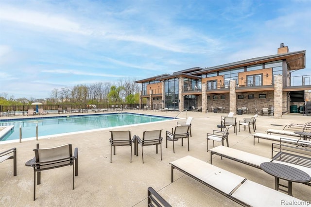 2855 Hardwick Rd, Ann Arbor, MI 48105 - view of community pool