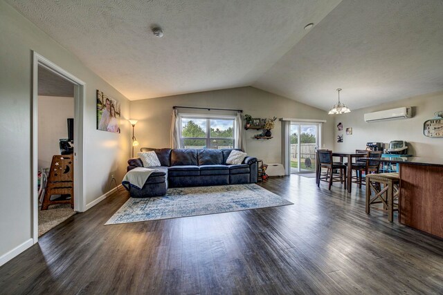 2148 Laredo Dr, Kingsley, MI 49649
