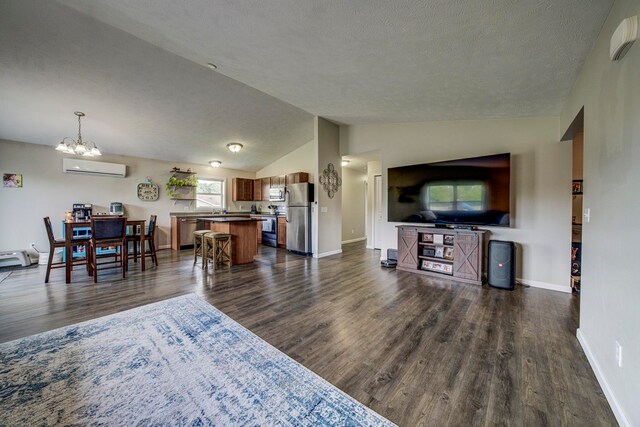 2148 Laredo Dr, Kingsley, MI 49649
