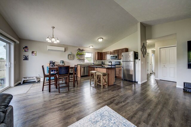 2148 Laredo Dr, Kingsley, MI 49649