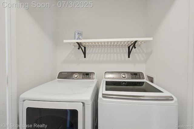 211 Monument Ln, Wixom, MI 48393 - photo 25