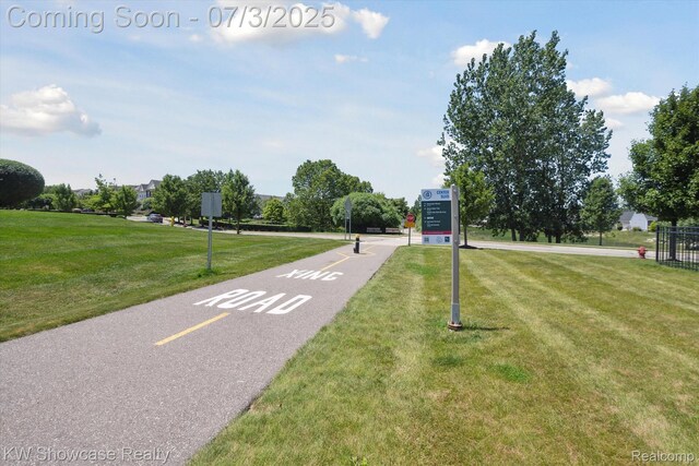 211 Monument Ln, Wixom, MI 48393 - photo 28
