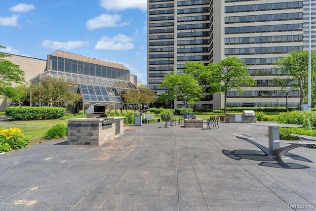 1001 W Jefferson Ave Unit 28E, Detroit, MI 48226 - view of building exterior
