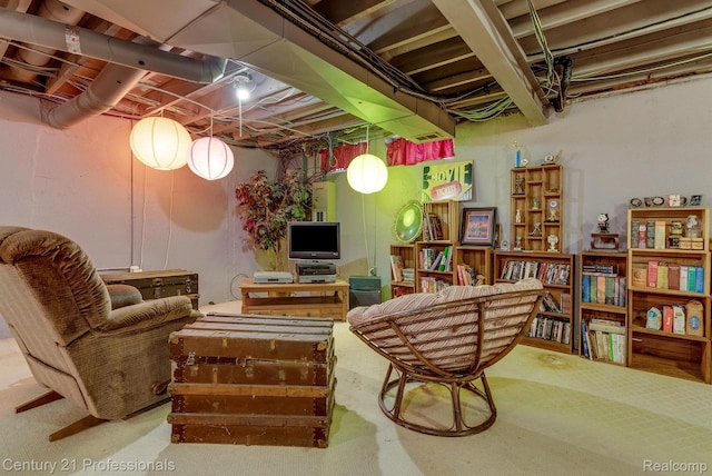 9601 Kier Rd, Holly, MI 48442 - view of living room
