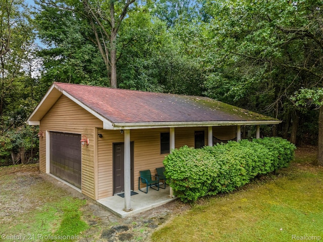 9601 Kier Rd, Holly, MI 48442 - view of detached garage