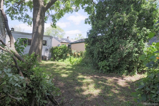 520 E Hudson Ave, Madison Heights, MI 48071 - photo 18
