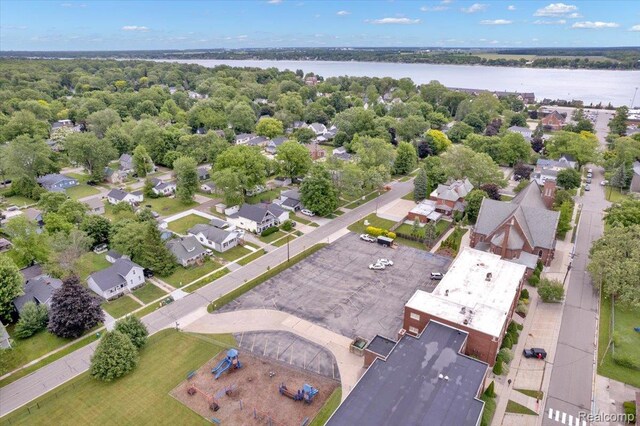 720 Vine St, Saint Clair, MI 48079 - photo 9