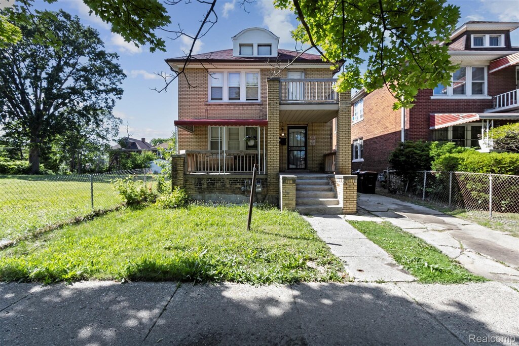 2682 Clements St, Detroit, MI 48238 - photo 1