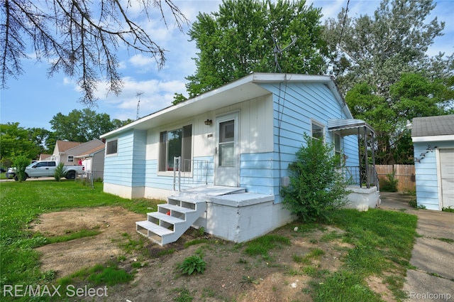 1413 Martha Ave, Burton, MI 48509 - view of front of house