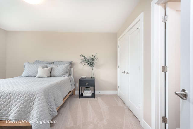 2985 E Iron Woods Pass, Midland, MI 48642 - bedroom with carpet and baseboards
