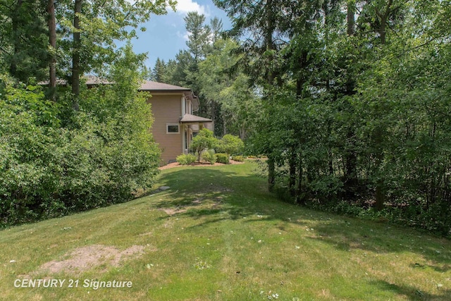2985 E Iron Woods Pass, Midland, MI 48642 - view of grassy yard