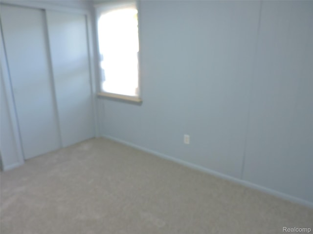 239 W Cornell Ave, Pontiac, MI 48340 - empty room with carpet floors