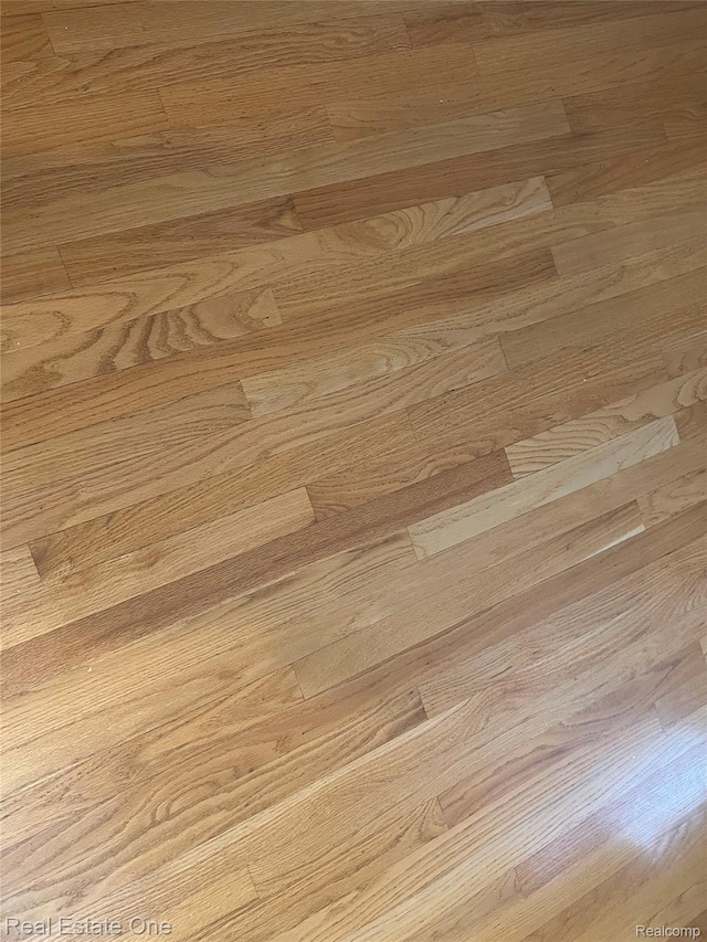 36339 Cecilia Dr, Sterling Heights, MI 48312 - detailed view of parquet flooring