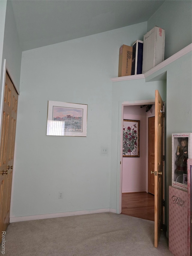 5605 Northcrest Xing, Clarkston, MI 48346 - unfurnished bedroom featuring carpet floors and baseboards