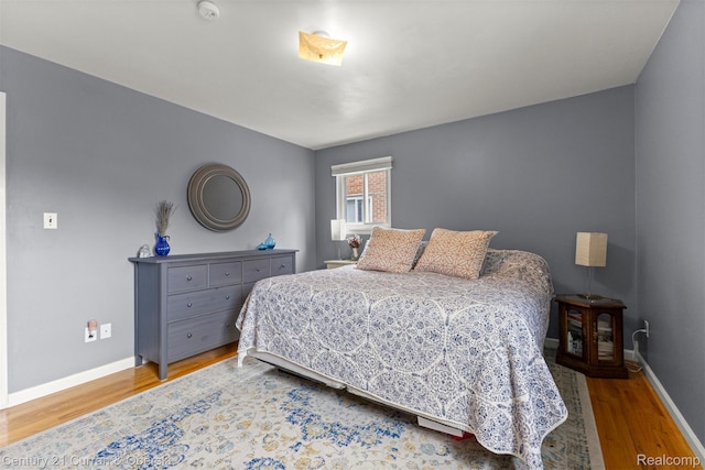 17276 Midway Ave, Allen Park, MI 48101 - bedroom featuring wood finished floors and baseboards