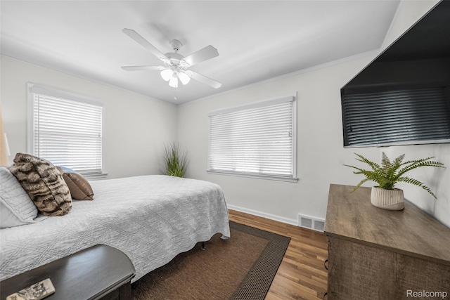 2195 Pembroke Rd, Birmingham, MI 48009 - bedroom with wood finished floors and a ceiling fan