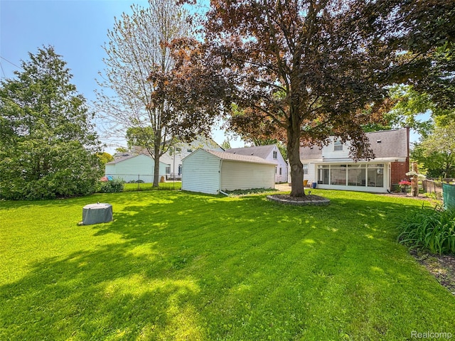 2195 Pembroke Rd, Birmingham, MI 48009 - view of yard featuring a sunroom