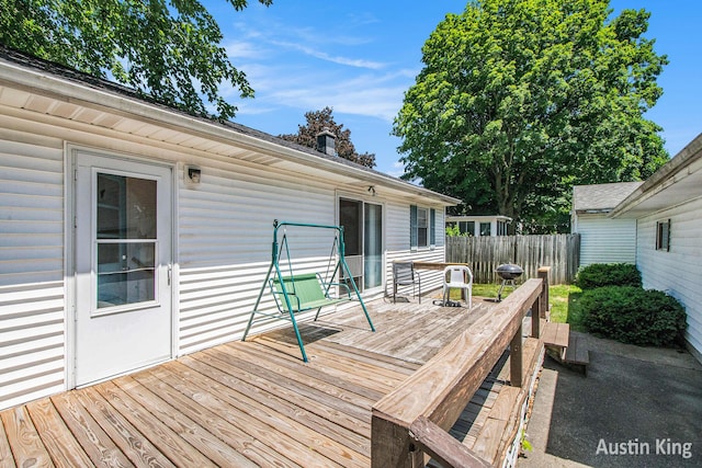 3156 Tuell St NW, Grand Rapids, MI 49504 - view of deck