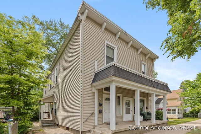 1523 Broadway Ave NW, Grand Rapids, MI 49504 - view of front of home with a porch
