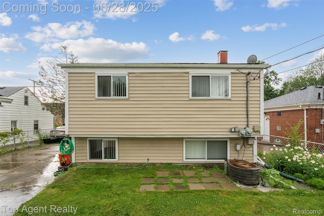 22123 Ridgeway St, Saint Clair Shores, MI 48080 - photo 25