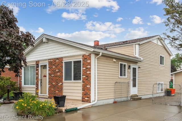 22123 Ridgeway St, Saint Clair Shores, MI 48080 - photo 2