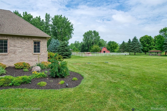 6952 Sharpe Rd, Fowlerville, MI 48836 - photo 9