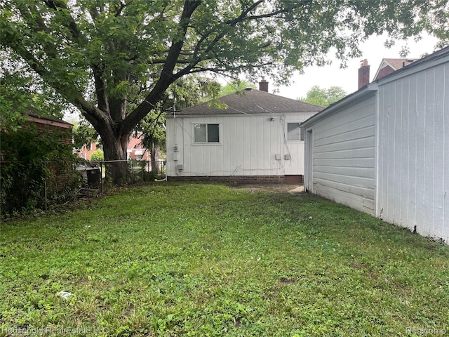 14722 Lydia Ave, Eastpointe, MI 48021 - view of yard