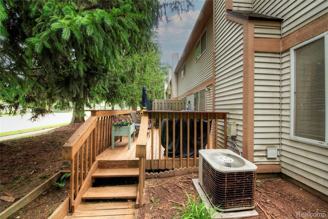 6397 Hunter Pointe St, Westland, MI 48185 - view of wooden terrace