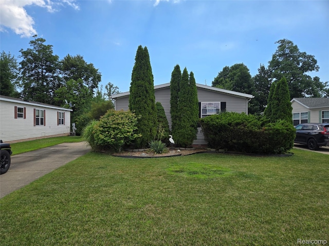 29269 Hidden River Dr, Gibraltar, MI 48173 - photo 3